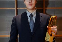 【乐玩LEWIN】Tarzan发文：感谢WBG的所有人让我获得最佳外援奖，我很高兴-乐玩真人线上娱乐