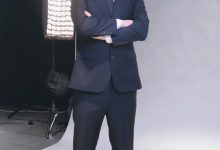 【乐玩LEWIN】iG发布定妆照部分花絮:Rookie/Theshy表情愉悦,Daeny非常正经-乐玩真人线上娱乐