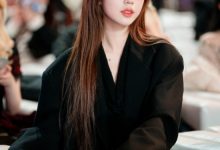 【乐玩LEWIN】眼镜才是本体！解说天云晒照：不会有人责怪老公发照片太晚吧-乐玩真人线上娱乐