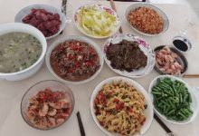 【乐玩LEWIN】Knight推荐家乡萍乡的美食：炒粉和莲花血鸭，旅游可以尝一下！-乐玩真人线上娱乐