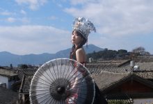 【乐玩LEWIN】LPL女解说Kinko晒照：今天是美丽苗人~云南真的太美啦~-乐玩真人线上娱乐