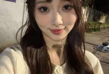 【乐玩LEWIN】互动女主持人阿芙晒照:第一次用原相机前置不用p就能直接发图-乐玩真人线上娱乐