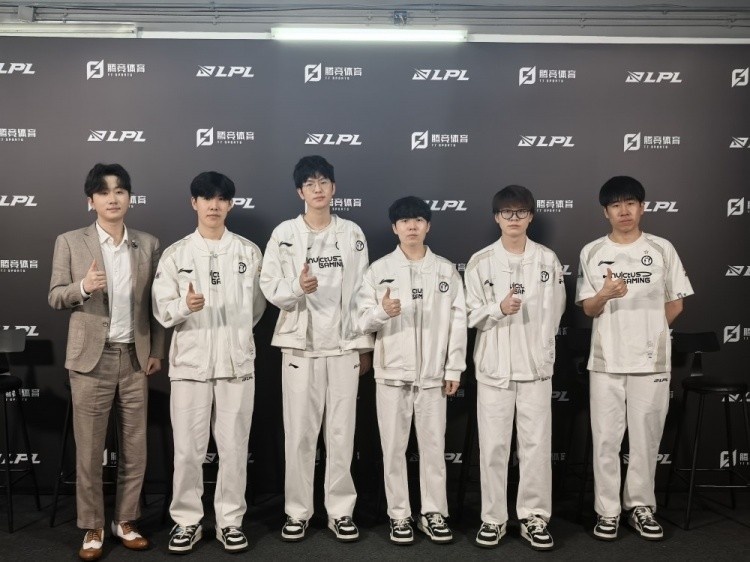 iG赛后群访 TheShy：要准备好对战Ale的英雄 跟队友们配合好打团