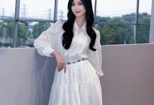 【乐玩LEWIN】永劫无间主持人娅鸽晒照：整点新的穿搭风格 今日份美图-乐玩真人线上娱乐