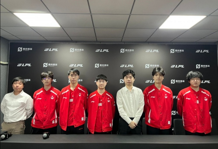 WE赛后群访 教练：这几天好好提升一下训练质量 好好打WBG