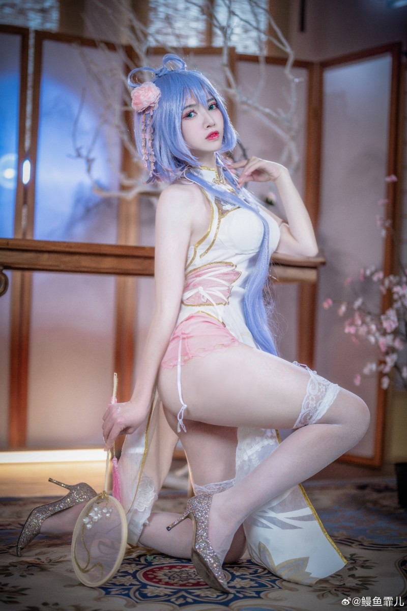 Cosplay：举步纳福 洛天依@鳗鱼霏儿