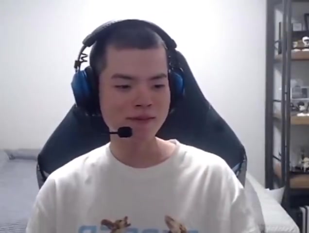 明天就走了🧐Deft谈入伍:要跟大家打个招呼 明年11月18才退役