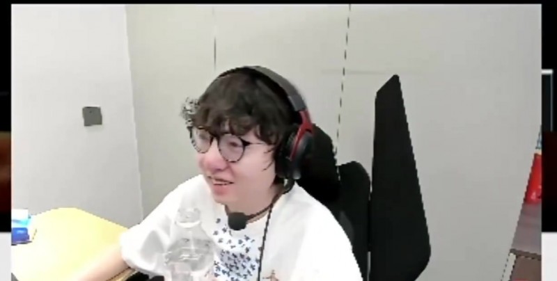 没有压力!MLXG:你把我人卖了看能还得起2500不,250万的话就压力很大