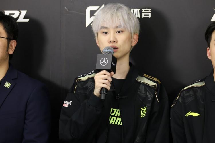 Doinb：争取稳定前二骑士之路好打一点 更希望多拿点积分打冒泡赛