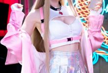 【乐玩LEWIN】碍事梨体模再次COS《胜利女神:妮姬》毒蛇!渔网袜包裹白嫩肉腿-乐玩真人线上娱乐