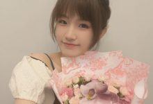 【乐玩LEWIN】女主持人夏安晒照：谢谢米米的漂亮花儿！ 今天也是幸福安子嘿嘿-乐玩真人线上娱乐