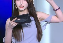 【乐玩LEWIN】哪款才是你的菜？主持阿芙更博晒照：今天换了两个发型嘿嘿-乐玩真人线上娱乐