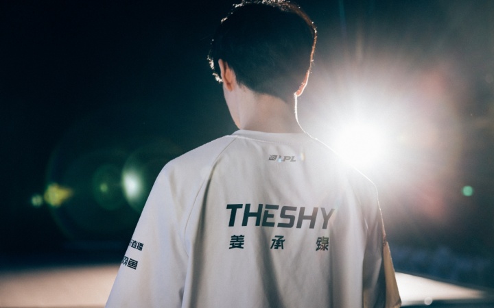 iG超话热议赢一个BO5就能进S赛：只有gala在一个人rank 不配进世界赛了