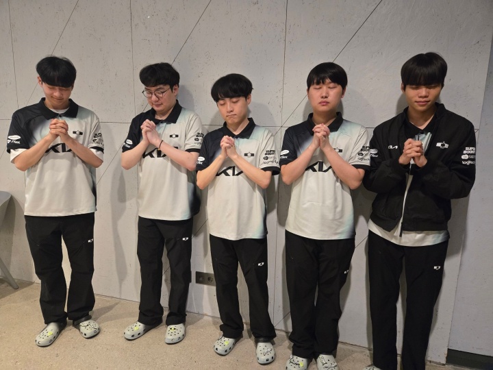 SMK：明天T1战想打出无悔的比赛，一定会取得好结果