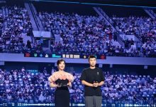 【乐玩LEWIN】女主持人余霜晒出败决工作照:💕今天是黑色玫瑰~-乐玩真人线上娱乐