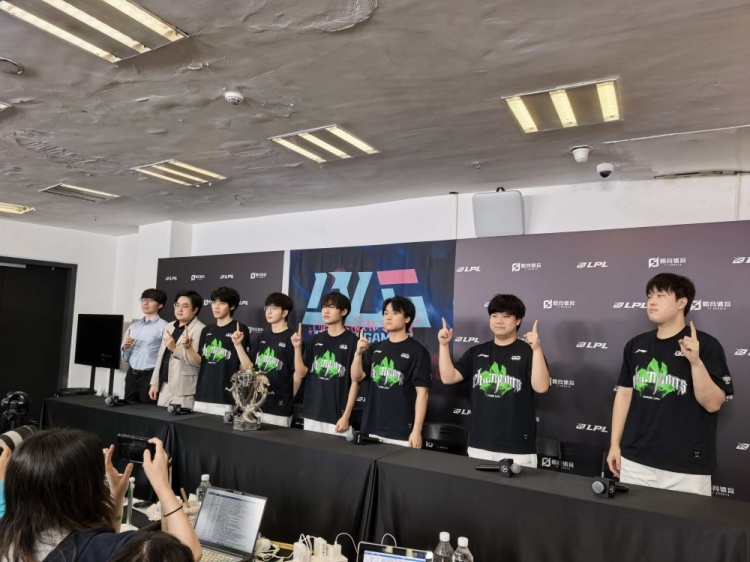 已经有点期待世界赛了!ON:给世界赛对手看看LPL一号种子的实力