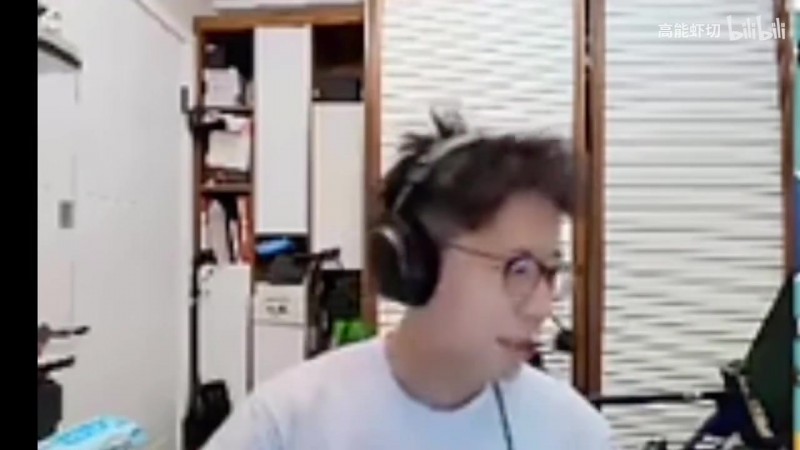 解说米勒内战下饭操作集锦！被毛毛抓红温 再次删除好友！