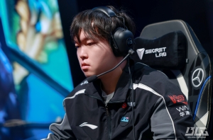 饼大哥真没去!BLG bin官方群管理:和运营确认过 Bin昨晚一直在基地