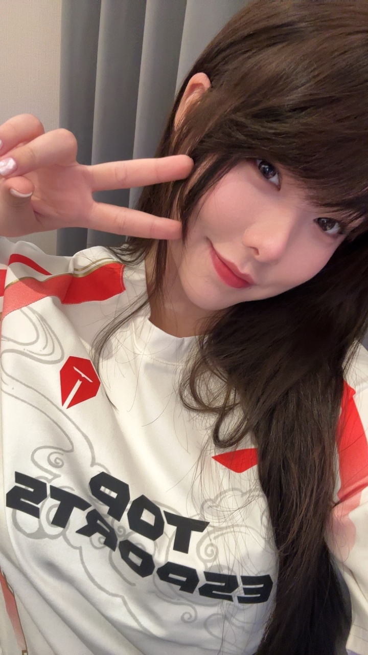 mayumi更博:求求你们了TES, 我跪求你们!! 你们是中国最后的希望了