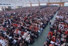 【乐玩LEWIN】人山人海😱T1越南行表演赛现场座无虚席！-乐玩真人线上娱乐