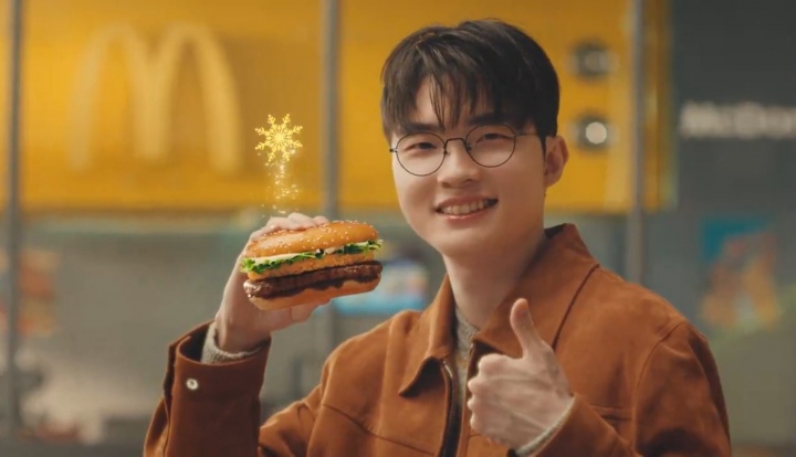 Faker出演韩国麦当劳“幸运汉堡”广告：首次有电竞选手参加该代言