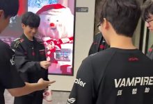 【乐玩LEWIN】JDG赛后发布视频：祝小宝们平安夜快乐今夜礼物已送达-乐玩真人线上娱乐