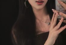 【乐玩LEWIN】LPL官方解说Rita晒自拍照：你好，带你海斗！-乐玩真人线上娱乐