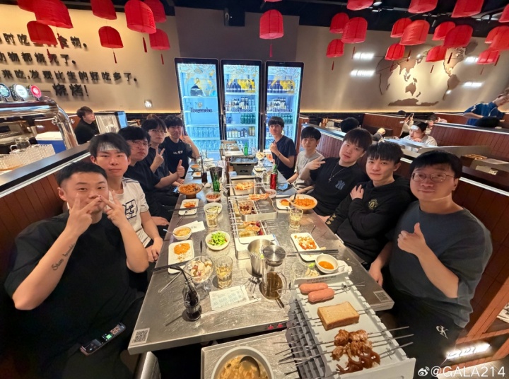 GALA更博：苏州之旅结束啦 谢谢大家一直给我加油 Tabe生日快乐