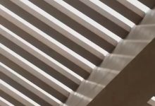 【乐玩LEWIN】T1分享队员沙特旅游短片:当世界冠军来到红海-乐玩真人线上娱乐