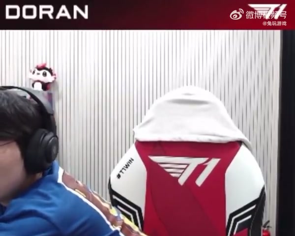 Doran收到中国粉丝送的3万个气球：首先让我查一下飞往中国的航班