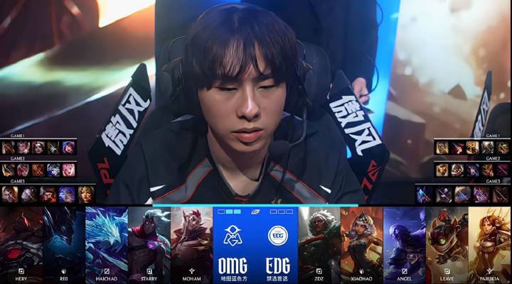 人才😨ZDZ：没办kfc（ETC）的下高速别乱扔卡 没丢中掉到车底去捡会很丢人的