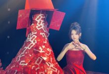 【乐玩LEWIN】简直不要太美~KPL女主持灵儿晒照:新年快乐~-乐玩真人线上娱乐