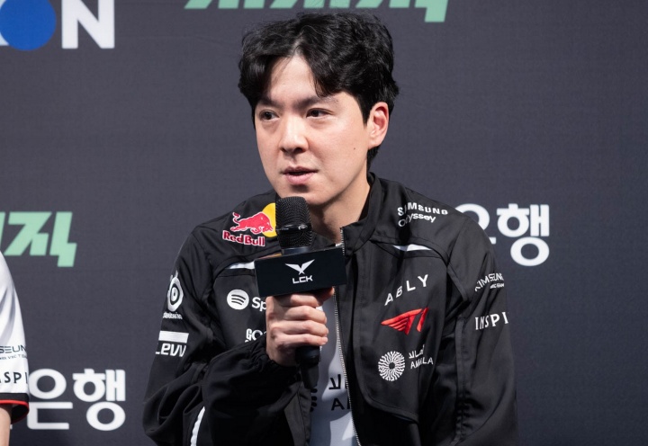 Kkoma：选手真的准备了很多东西，有利局面下没能抓住机会很遗憾