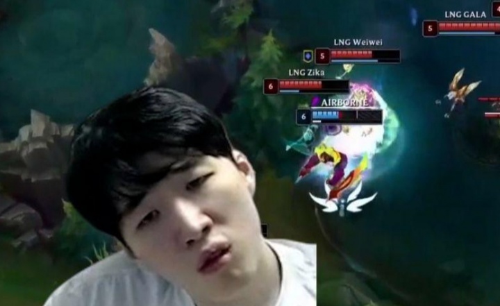 粉丝还是太温柔了!说两句说是恶意?那鬼皇被死亡威胁,T1六冠还是被喷算什么?