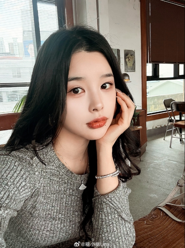 糖小幽晒照：☺️好运绵绵