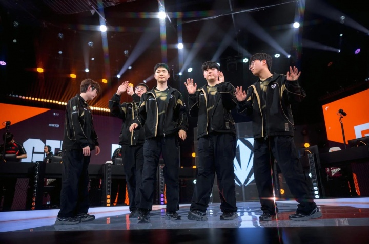 再度突破，GEN队史首次在官方国际赛事BO5零封LPL战队