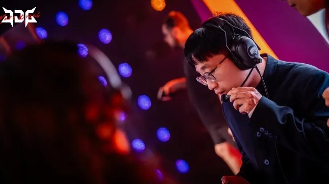 Tabe：常规赛我对队员很严厉；季后赛期间我改变了执教风格