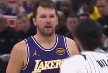 大发体育-东契奇和比塔泽互喷吃T 下场将被停赛，大发助力你的致富之路！-乐玩真人线上娱乐