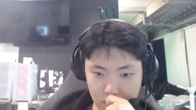 Chovy:冠军肯定要想办法都拿到啊,没有说哪个冠军不重要