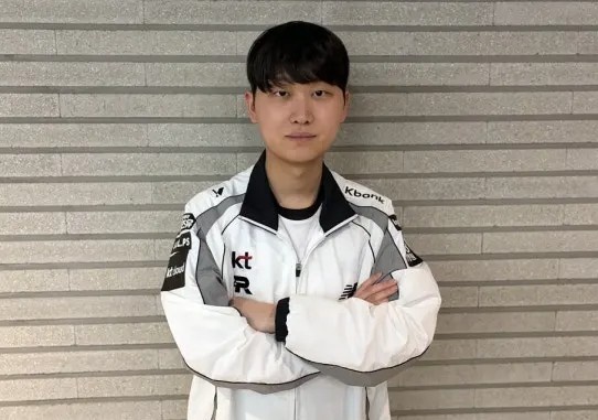 Aiming：PerfecT拿到了对位单杀表现得非常出色，打得很舒服