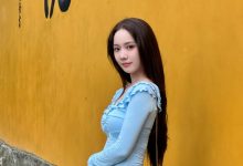 【乐玩LEWIN】无畏契约主持人戈曼妮晒照：风吹起来 地上都是花瓣和树叶的季节  ​​​-乐玩真人线上娱乐