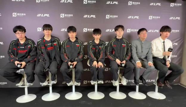 Xiaobai教练：近期我们的训练赛 我觉得是建队以来打的最差的一段时间