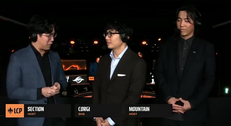 SHG教练：之前想跟CFO约训练赛结果他们爬山，想一起但队员不想去