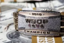 【EV扑克】意想不到的回答!一条WSOP金手链值多少钱?-乐玩真人线上娱乐