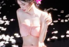 【乐玩LEWIN】肤白貌美！KPL解说诗诗更博晒照：幸福昭昭如流水！-乐玩真人线上娱乐