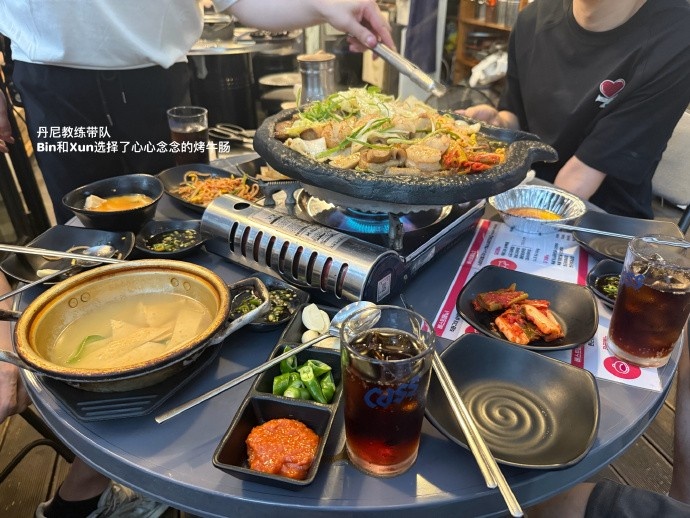 BLG分享选手日常动态:拍摄日程结束后火速干饭的ON🍴🤤