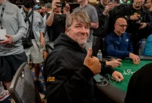 【EV扑克】WSOP主赛泡沫圈炸裂：Moneymaker出局，剩下的人全笑了-乐玩真人线上娱乐