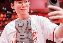 【乐玩LEWIN】LOL官推晒照:拿着FMVP奖杯自拍的Zeus-乐玩真人线上娱乐