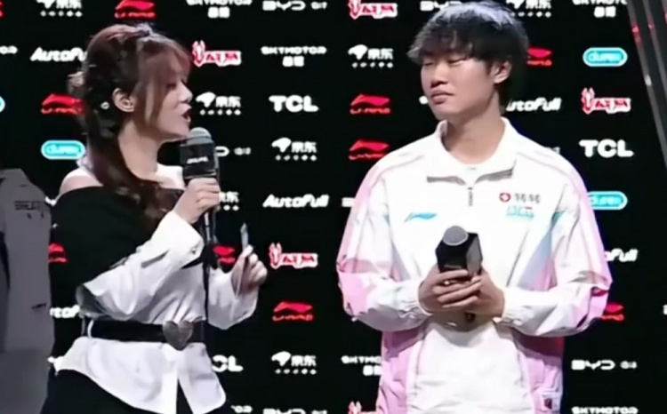 Knight分享对阵TT/EDG/AL高光：下一个想被标记的是谁