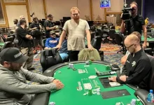 【EV扑克】WSOP主赛事“拖时间门”:为躺赚2万美金,他磨了整整17分钟-乐玩真人线上娱乐